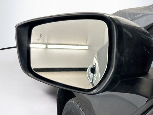 Used 2025 Nissan Leaf S FWD image 16