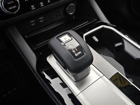 New 2026 Mitsubishi Outlander SE image 23