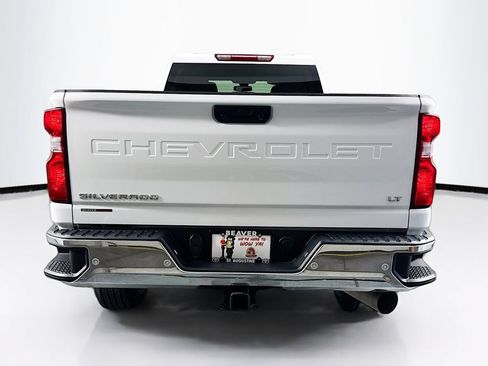 Used 2023 Chevrolet Silverado 3500 LT w/ Convenience Package AWD/4WD image 8