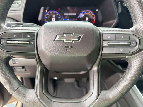 Certified 2024 Chevrolet Colorado Trail Boss w/ Technology Package AWD/4WD image 16