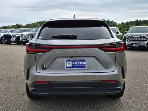 Used 2024 Lexus NX 250 FWD image 4