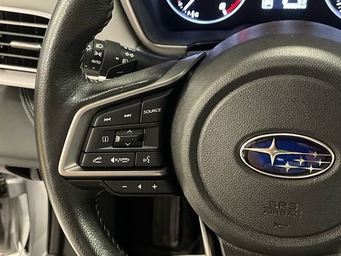Used 2023 Subaru Outback Limited XT AWD/4WD image 12