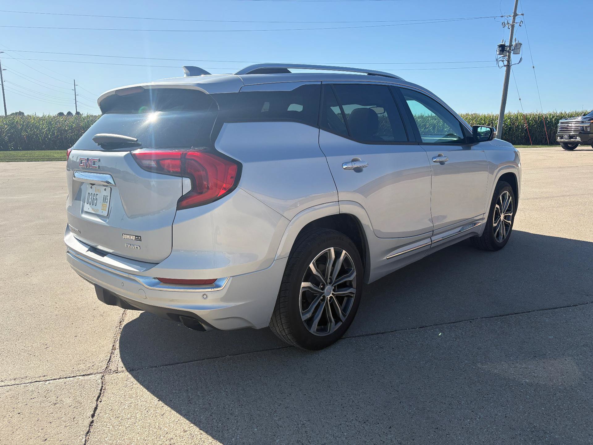 Used 2018 GMC Terrain Denali w/ Comfort Package AWD/4WD image 6