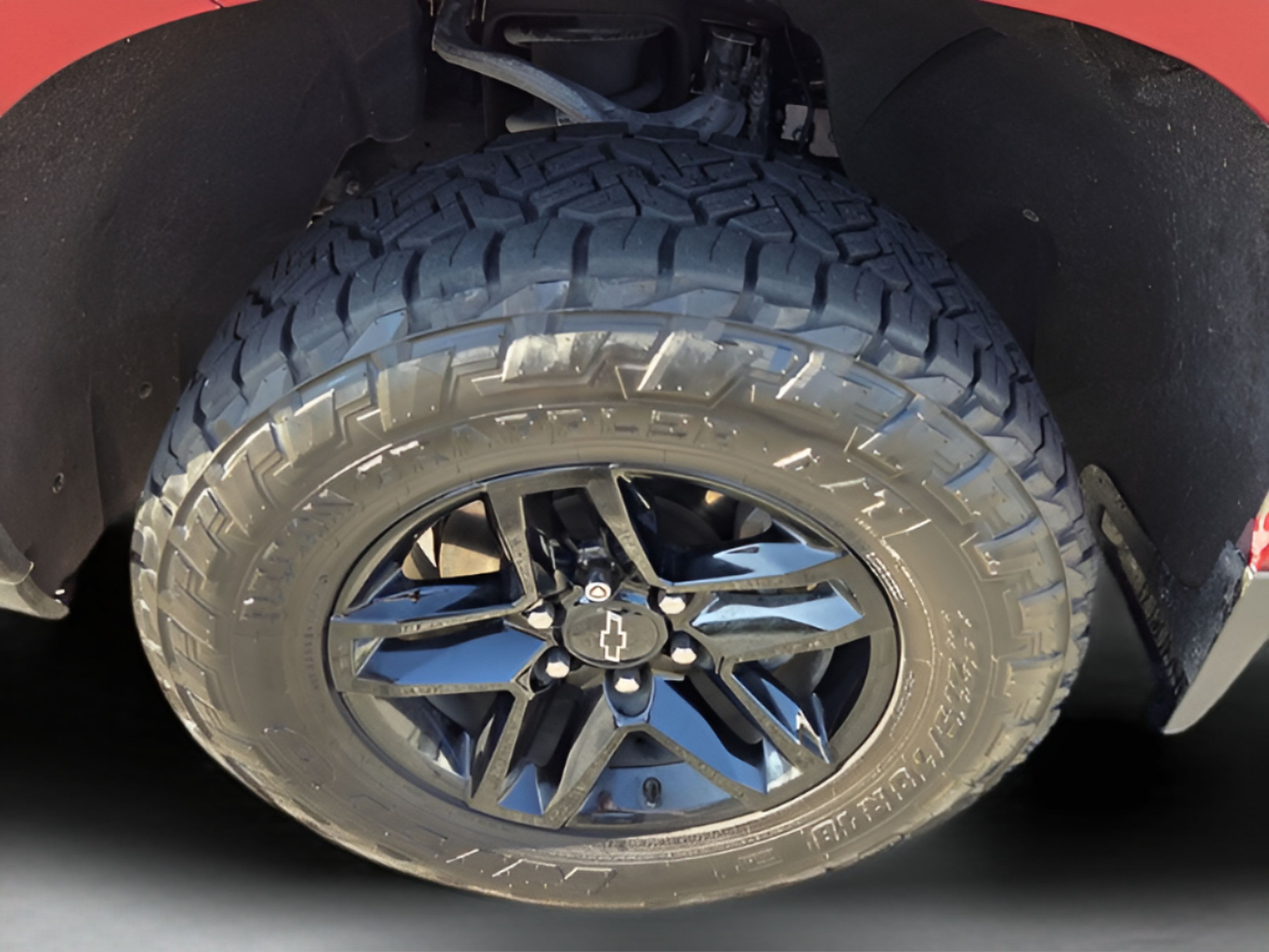 Used 2021 Chevrolet Silverado 1500 LT Trail Boss w/ Bed Protection Package AWD/4WD image 9