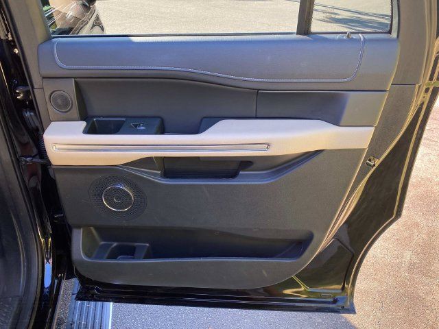 Used 2023 Ford Expedition Max Limited RWD image 37