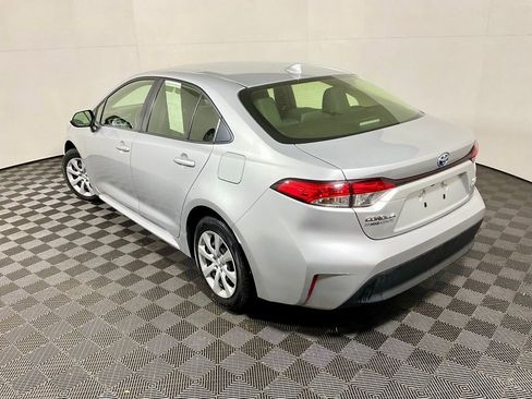 Used 2024 Toyota Corolla LE image 11