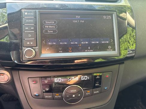 Used 2019 Nissan Sentra SV w/ Special Edition Package FWD image 12