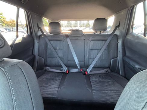 Used 2025 Chevrolet Equinox LT FWD image 39