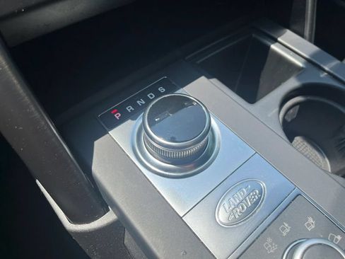 Used 2020 Land Rover Discovery Landmark AWD/4WD image 25