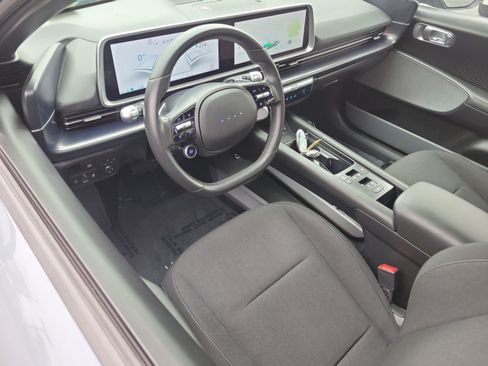 Used 2025 Hyundai Ioniq 6 SE RWD image 6