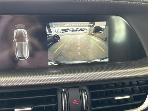 Used 2024 Alfa Romeo Stelvio Ti image 27