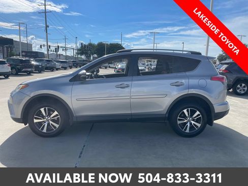 Used 2018 Toyota RAV4 XLE w/ Plus Extra Value Package FWD image 2