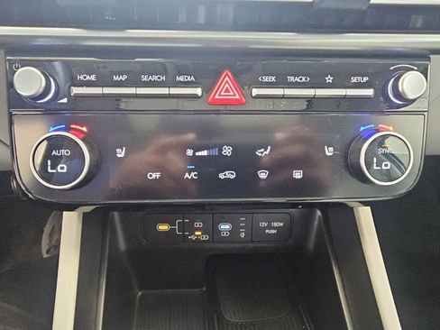 Certified 2025 Hyundai Tucson SEL AWD/4WD image 19