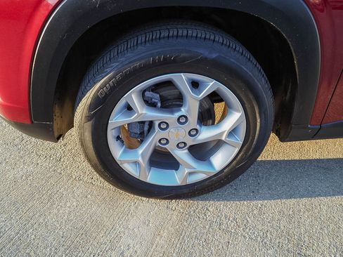 Certified 2024 Chevrolet Trax LS w/ LS Convenience Package image 32