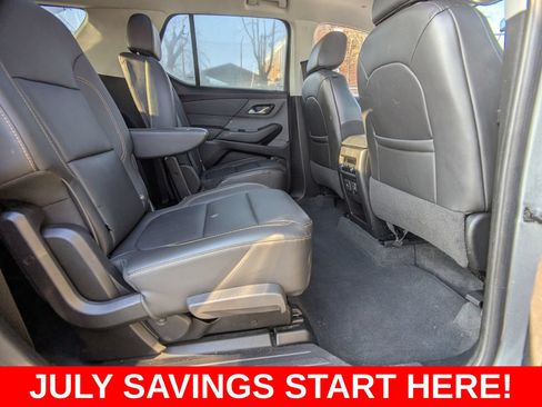 Used 2020 Chevrolet Traverse LT w/ LT Premium Package AWD/4WD image 16
