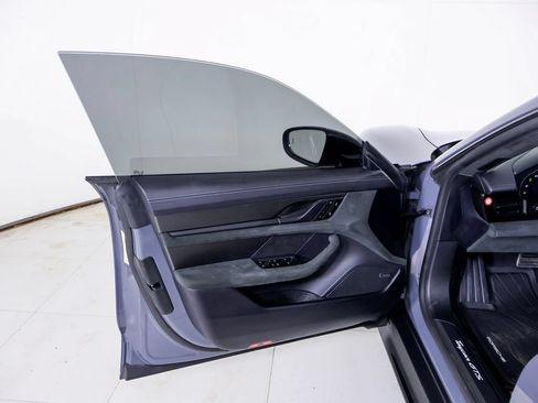 Certified 2025 Porsche Taycan GTS AWD/4WD image 27