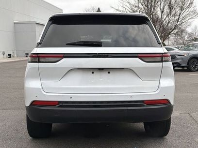 Used 2023 Jeep Grand Cherokee Altitude