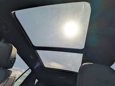 New 2026 Chevrolet Traverse RS w/ LPO, Floor Liner Package FWD image 27