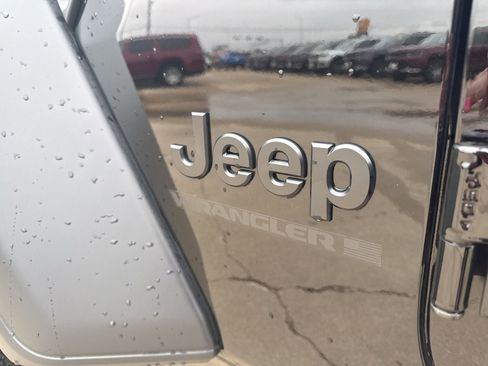 New 2025 Jeep Wrangler Unlimited Sport image 11