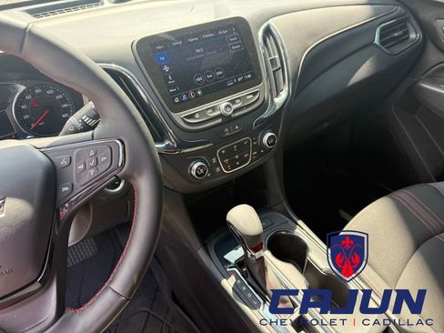 Used 2024 Chevrolet Equinox RS FWD image 12