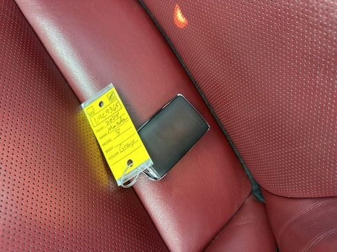 Used 2024 MAZDA MAZDA3 s image 34