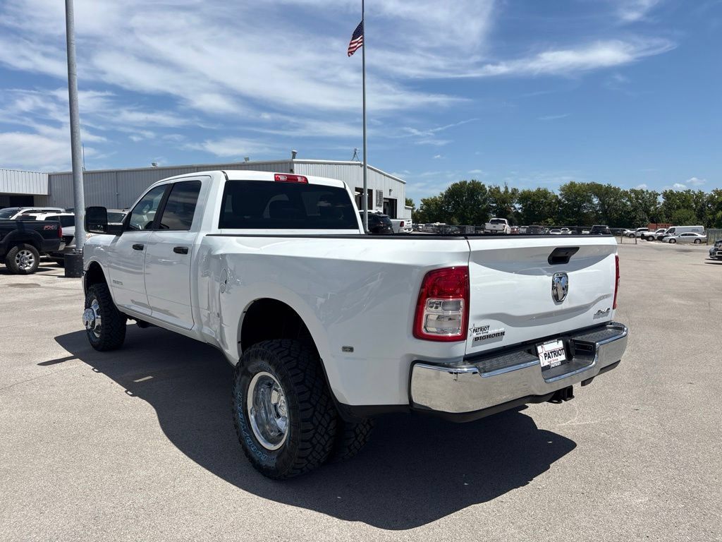 Used 2024 RAM 3500 Big Horn w/ Protection Group AWD/4WD image 34