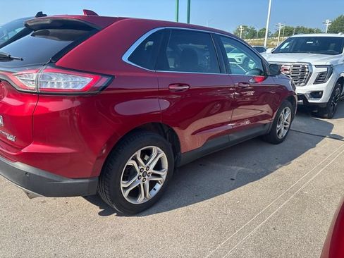Used 2016 Ford Edge Titanium w/ Technology Package AWD/4WD image 6