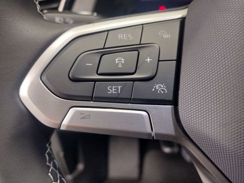 New 2026 Volkswagen Atlas Cross Sport SE AWD/4WD image 25