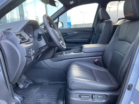Used 2024 Honda Passport TrailSport image 10