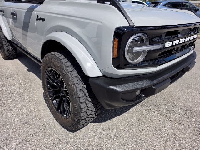 Used 2026 Ford Bronco Outer Banks AWD/4WD image 9
