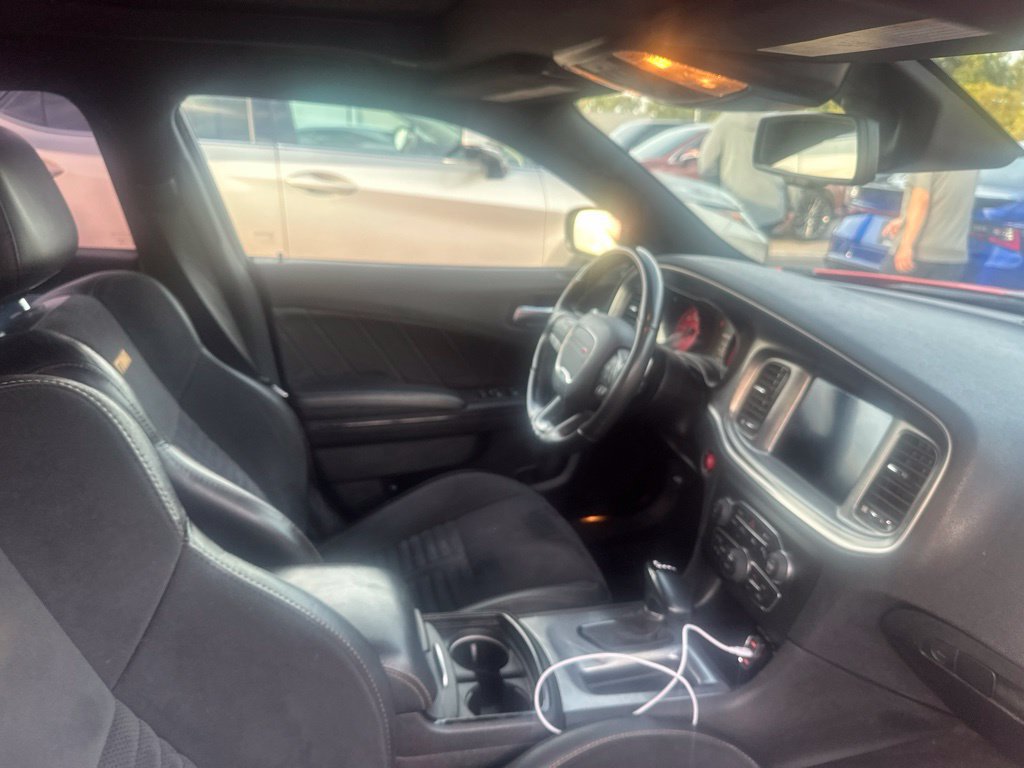 Used 2018 Dodge Charger R/T RWD image 19