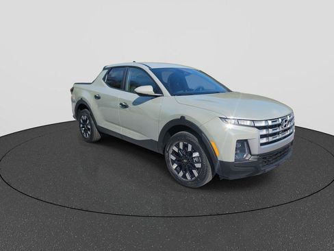 New 2026 Hyundai Santa Cruz SE FWD image 2