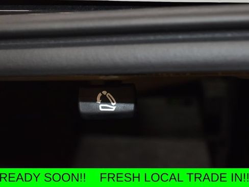 Used 2023 Volkswagen Jetta SE FWD image 15