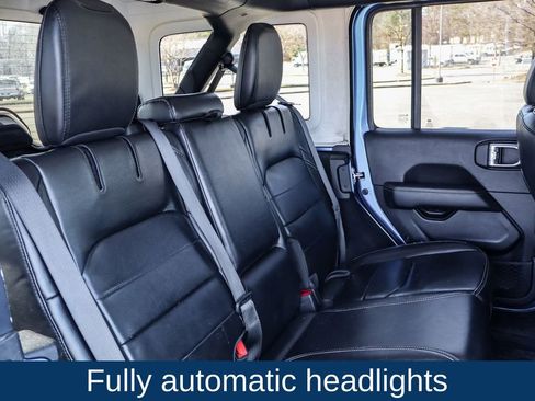 Used 2022 Jeep Wrangler Unlimited Sahara w/ Cold Weather Group image 17