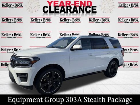 Used 2022 Ford Expedition Limited image 3