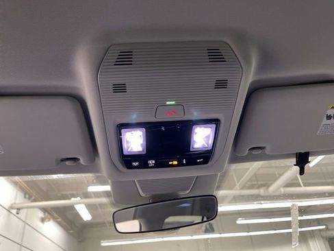 New 2026 Volkswagen Tiguan S image 22