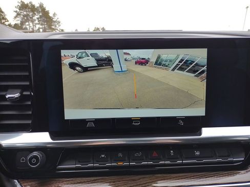 Used 2024 Chevrolet Silverado 1500 RST w/ Convenience Package II AWD/4WD image 20