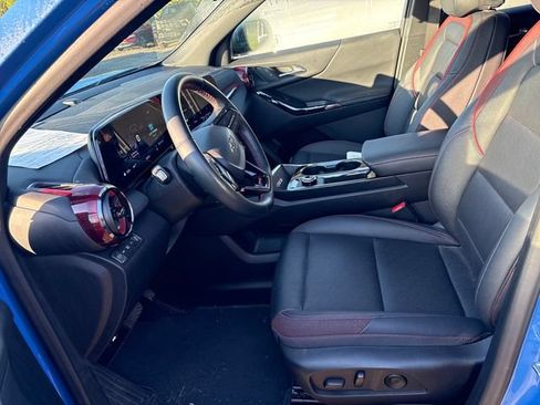 Used 2025 Chevrolet Equinox RS w/ Safety and Technology Package AWD/4WD image 7