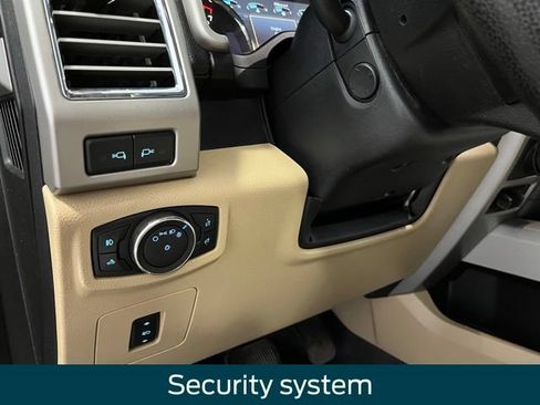 Used 2016 Ford F150 Lariat w/ Equipment Group 502A Luxury AWD/4WD image 16