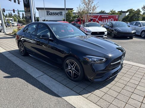 Used 2023 Mercedes-Benz C 300 4MATIC Sedan image 6