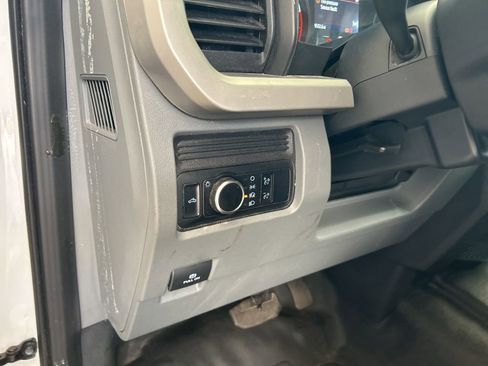 Used 2023 Ford F350 XL image 41