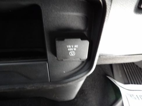 New 2026 RAM 3500 Tradesman AWD/4WD image 24