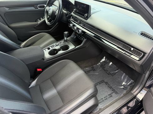Certified 2025 Honda Civic Sport image 30