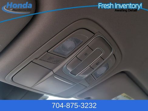 Used 2019 Hyundai Santa Fe SE image 28