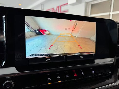 Certified 2022 GMC Sierra 1500 Elevation image 19