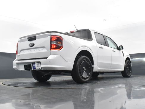 New 2025 Ford Maverick Lobo image 32