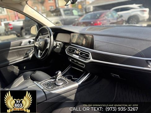 Used 2022 BMW X7 xDrive40i AWD/4WD image 19