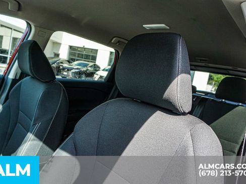 Used 2024 Nissan Rogue S AWD/4WD image 18