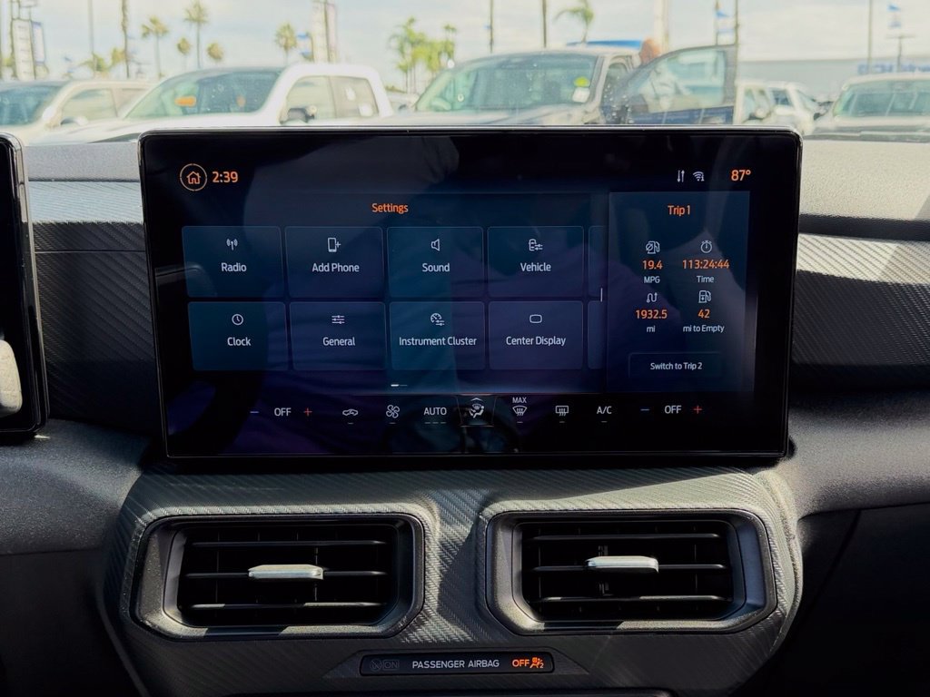 Certified 2025 Ford Mustang Coupe RWD image 22