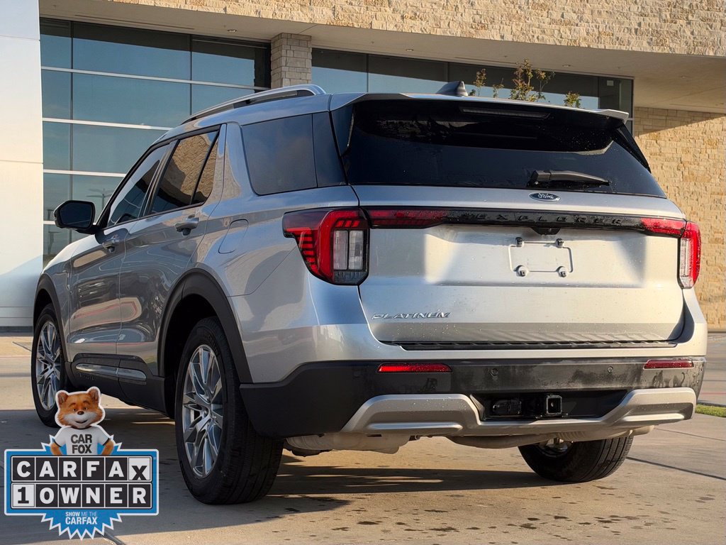 Used 2025 Ford Explorer Platinum RWD image 8
